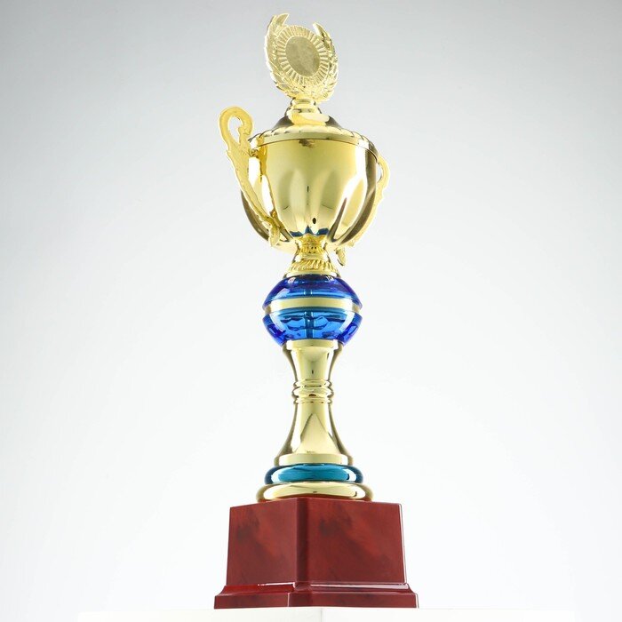 Кубок 101, золото, подставка пластик, 33.8 х 12.5 х 9 см