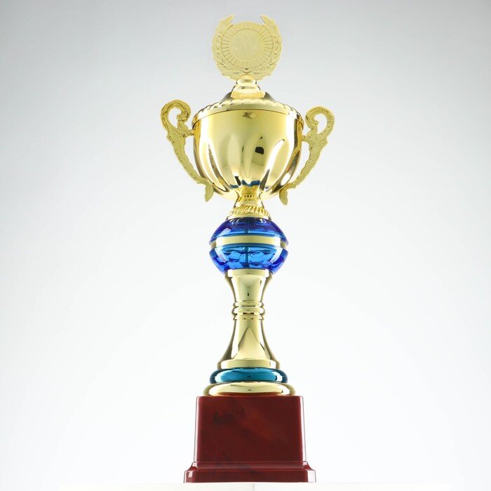 Кубок 101, золото, подставка пластик, 33.8 х 12.5 х 9 см